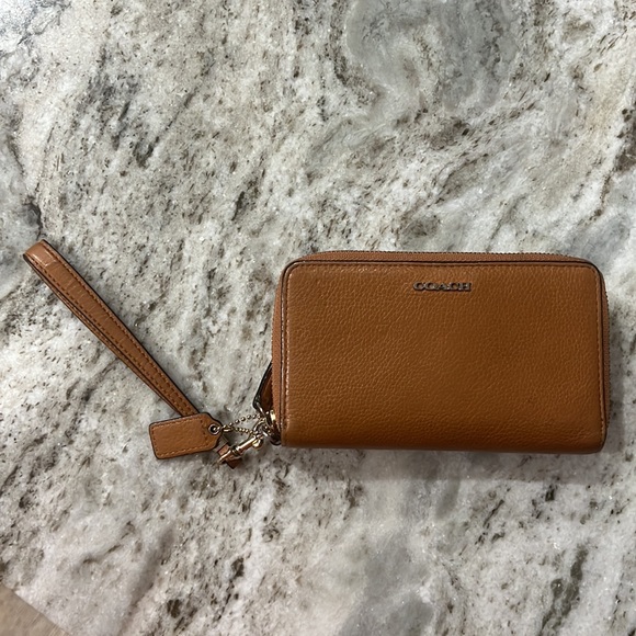 Coach Leather Wallet Wristlet - Picture 2 of 7